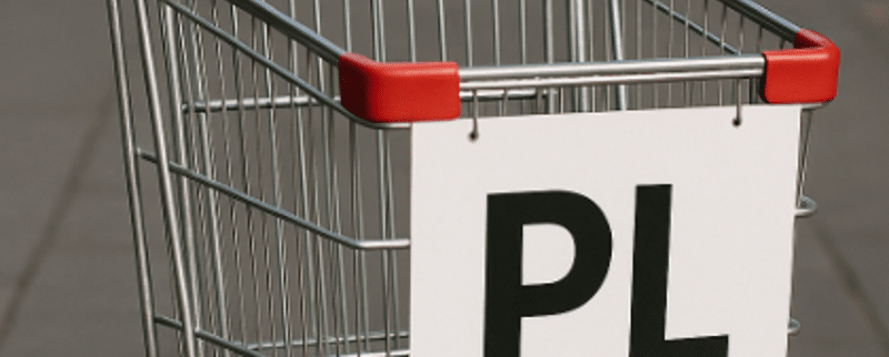 Analisi private label contro prodotti di marca, volantino e e-commerce